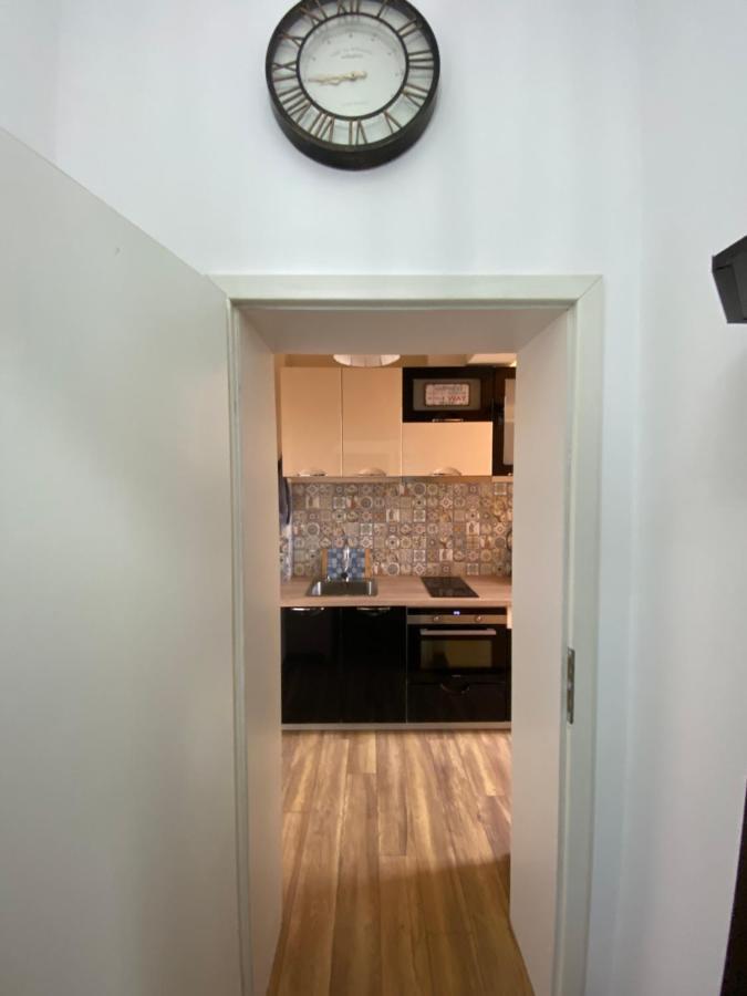 Cozy Apartment In Downtown Sofia - Tsar Samuil Street Exteriör bild