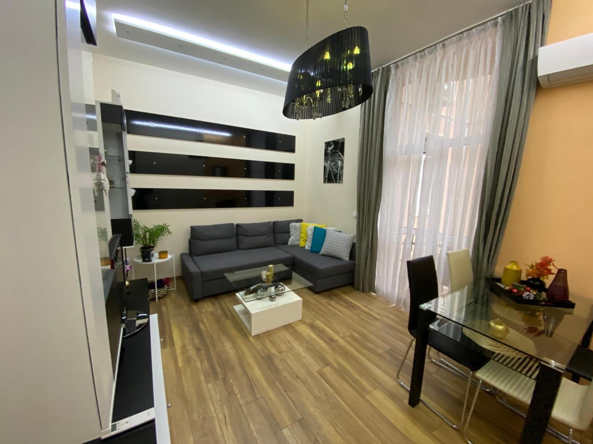 Cozy Apartment In Downtown Sofia - Tsar Samuil Street Exteriör bild