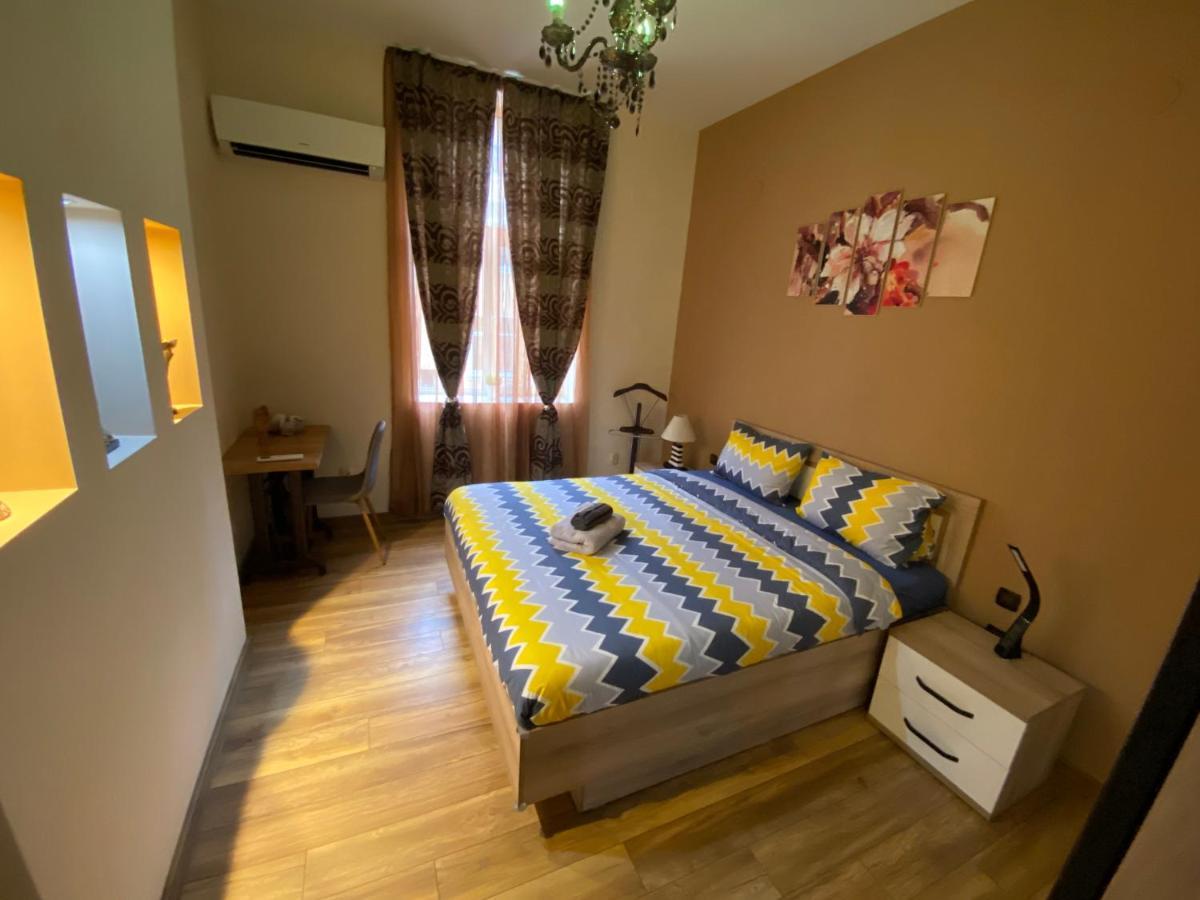 Cozy Apartment In Downtown Sofia - Tsar Samuil Street Exteriör bild