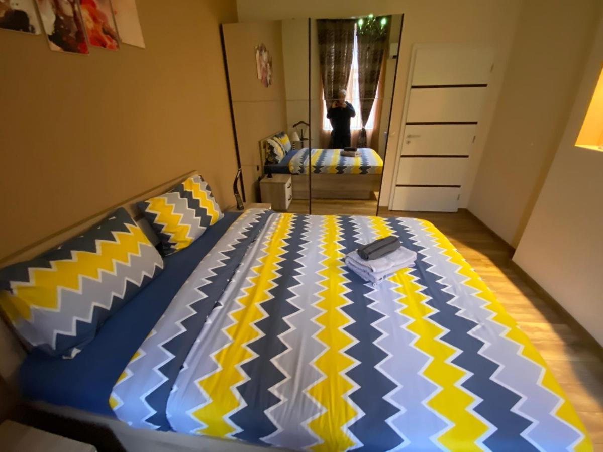 Cozy Apartment In Downtown Sofia - Tsar Samuil Street Exteriör bild